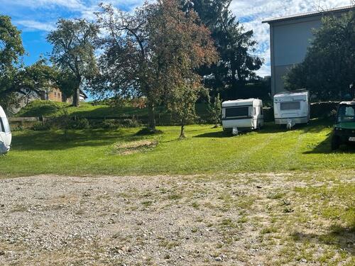 Foto - Stellplatz auf Wiese zu vermieten