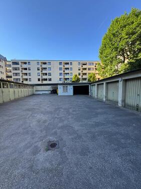 Foto - Garagenstellplatz (Nähe U-Bahn Bonner Platz)