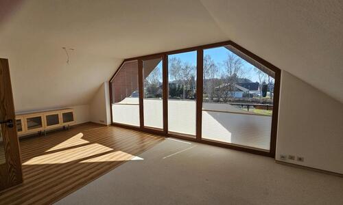 Foto - Dachgeschosswohnung mit Südbalkon – ideal für eine Person