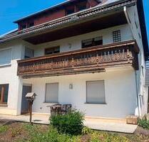 Freistehendes Zweifamilienhaus mit Einliegerwohnung - Kirn