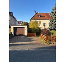 Doppelhaushälfte mit Garten, Terrasse & Garage in Coburg-Hut