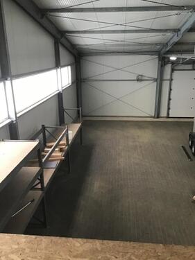 Foto - Garage, Stellplätze für Oldtimer oder Lagerplatz