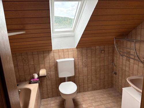 Foto - 3 Zimmer Dachgeschoßwohnung zur Miete in Kleinwallstadt