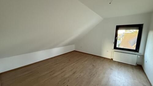 Foto - 2 Zimmer Dachgeschoßwohnung zur Miete in Brühl