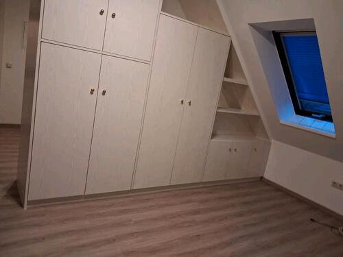 Foto - Neu renovierte DG-Wohnung an Wochenendheimfahrer