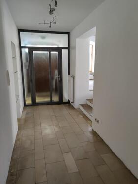 Foto - Büro-Lagerräume zu vermieten - 400,00 EUR Kaltmiete,