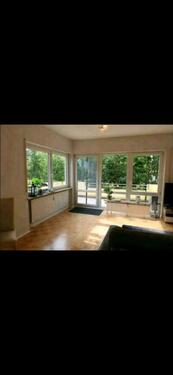 Foto - Helle 2-Z-Penthousew. mit großem Balkon, TG-Stpl. und Einbauküche