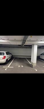 Foto - Zu vermieten: Tiefgaragenstellplatz am Martinipark