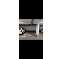 Zu vermieten: Tiefgaragenstellplatz am Martinipark - Augsburg Haunstetten-Siebenbrunn