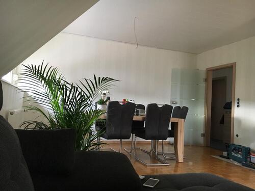 Foto - Attraktive 3-Zimmer-Wohnung mit Loggia ab 01.07. zu vermieten