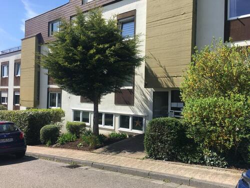 Foto - Rodenhof: 2 Zimmer, Küche, Bad, Keller, Abstellkammer, Parkplatz