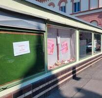 Schaukasten zu vermieten - 275,00 EUR Kaltmiete, in Wiesbaden (PLZ: 65203) Biebrich