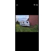 Wohnwagen Stellplatz auf einer Wiese - Marl