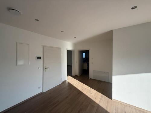 Foto - Dachgeschoss 4 Zimmer Wohnung mit großen Balkon in Sandbach