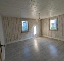 Wohnung mit 4 Zimmer zu vermietem - Weinstadt Wohnung mit 4 Zimmer zu vermietem - Weinstadt