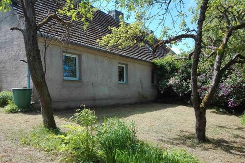Foto - Haus und großes Grundstück in Randlage bei Waren (Müritz)