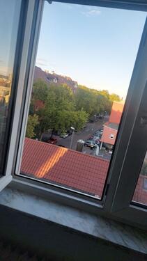 Foto - Ein großes Zimmer in einer ruhigen Platz