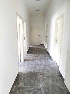 Foto - 3ZKB Neubau Mietwohnung 89m² - Balkon - Aufzug - Bodenheizung