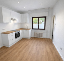 2,5 Zimmer Wohnung in Rumpenheim (Offenbach) (frisch renoviert) - Offenbach am Main Bürgel