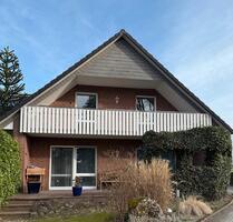 Haushälfte in Düshorn. 3,5 Zimmer mit Terrasse und Balkon - Walsrode