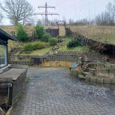Foto - Sehr große 4 Zimmer Wohnung mit Terrasse am Waldrand zu vermieten