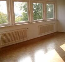 Helle ruhige und renovierte 3-ZKB-Wohnung 80 m² Blick ins Grüne - Göttingen Grone