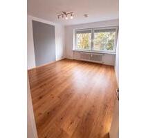 Helle, großzügige 4-Zimmer-Wohnung mit Balkon Garten AB APRIL - Ingolstadt Friedrichshofen-Hollerstauden