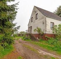 Großes Grundstück mit Einfamilienhaus in ruhiger Lage - Amt Neuhaus