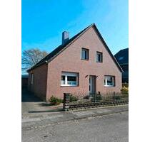 165m² Einfamilienhaus mit großem Garten in Viersen-Boisheim