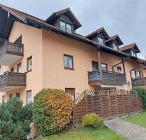 5 Zimmer Wohnung mit Terrasse in Schöfweg !