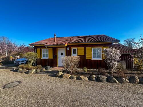 Foto - Bungalow mit Seeblick in Jabel – ganzjährig nutzbar & möbliert!