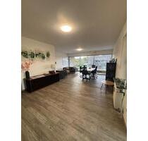 Büro mit Lagerhalle - 1.550,00 EUR Kaltmiete, in Wesel (PLZ: 46485) Fusternberg