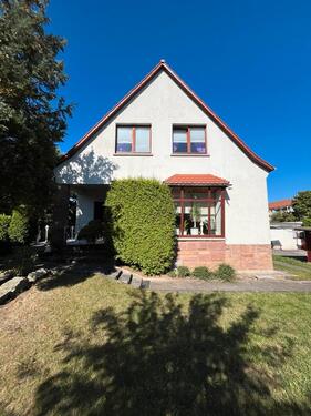 Foto - Einfamilienhaus mit großem Grundstück zu verkaufen, auch teilbar