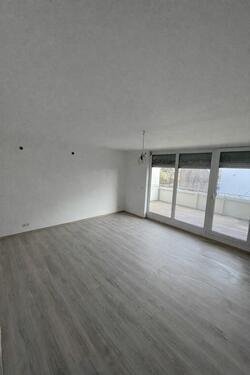 Foto - Erstbezug nach Kernsanierung: 3 Zi. Wohnung mit Balkon in Neu-Ulm