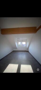 Foto - Dachgeschoßwohnung in Maxdorf zur Miete
