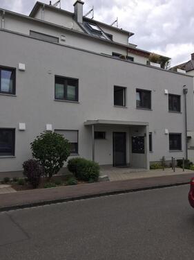 Foto - PROVISIONSFREIE 3-Zimmer Wohnung mit Garten und Garage