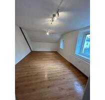 Renovierte 3,5 Dachgeschosswohnung in Riegelsberg