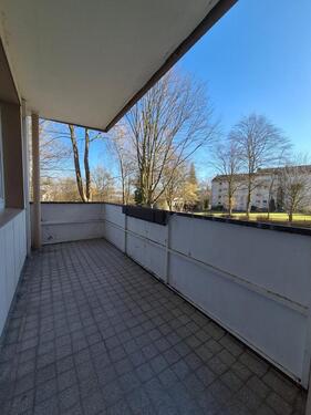 Foto - Charmante 2-Zimmer-Erdgeschosswohnung mit überdachtem Balkon