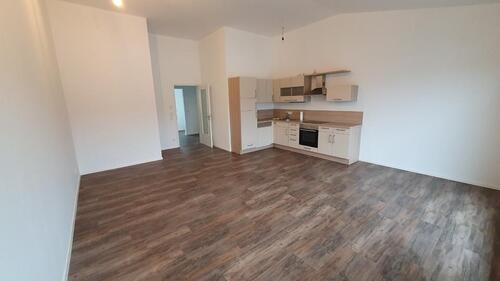 Foto - Helle 2-Zimmer Penthouse-Wohnung mit Balkon in Friedrichshofen