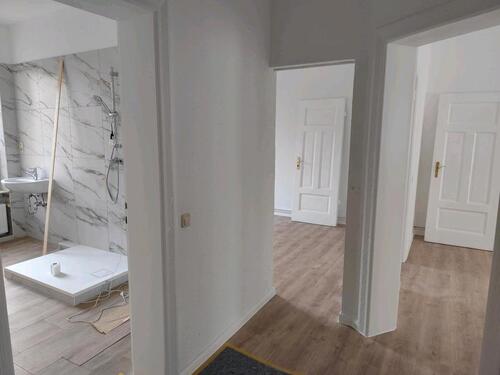 Foto - Hübsche neu renovierte 2-ZW Eichtalstr