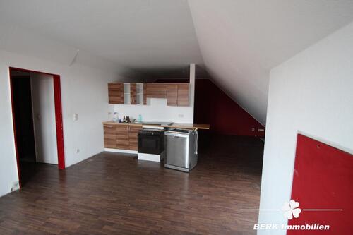 Foto - Provisionsfrei mieten: Praktische 40 m² Dachgeschossfläche mit optionalem Stellplatz in Osterode – vielseitig nutzbar