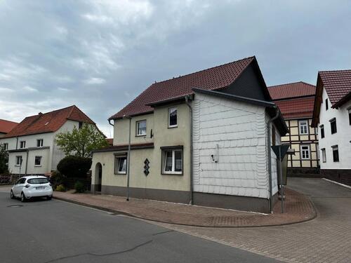 Foto - 7 Zimmer Einfamilienhaus zum Kaufen in Heringen/Helme