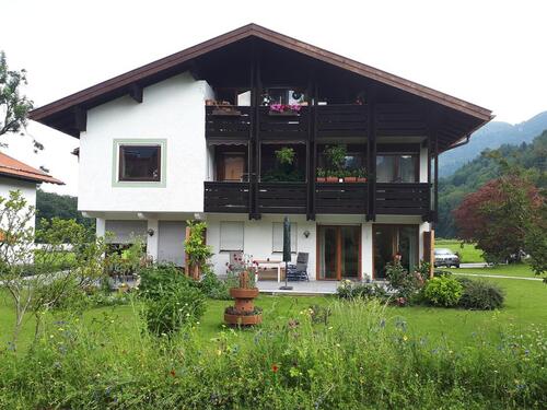 Foto - Wohnen wo andere Urlaub machen, renovierte 2 Zimmer EG Wohnung