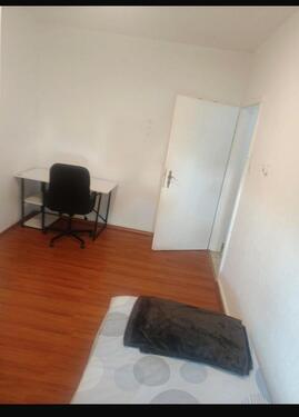 Foto - 1 Zimmer Etagenwohnung zur Miete in Ludwigshafen am Rhein