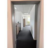 Bürofläche in Hallbergmoos-zur Hälfte zu teilen