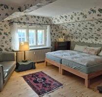 Möblierte 3-Zimmer-Wohnung (Dachetage) in Jena mit Gartennutzung