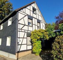Freihstehendes Einfamilienhaus mit unverbaubaren Fehrnblick - Overath