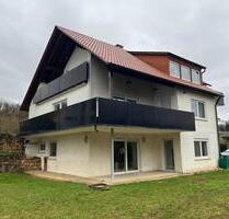 Renovierte 2-Zimmer-Gartenwohnung - Üchtelhausen