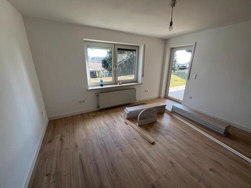 Foto - Erdgeschoßwohnung in Üchtelhausen zur Miete