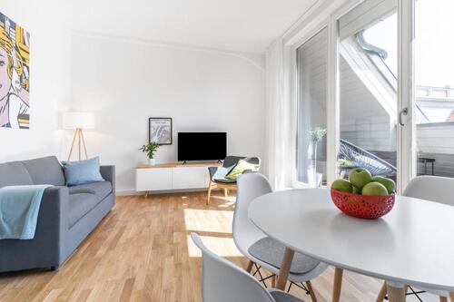 Foto - Möbliertes Apartment mit Balkon, Einbauküche, Fußbodenheizung